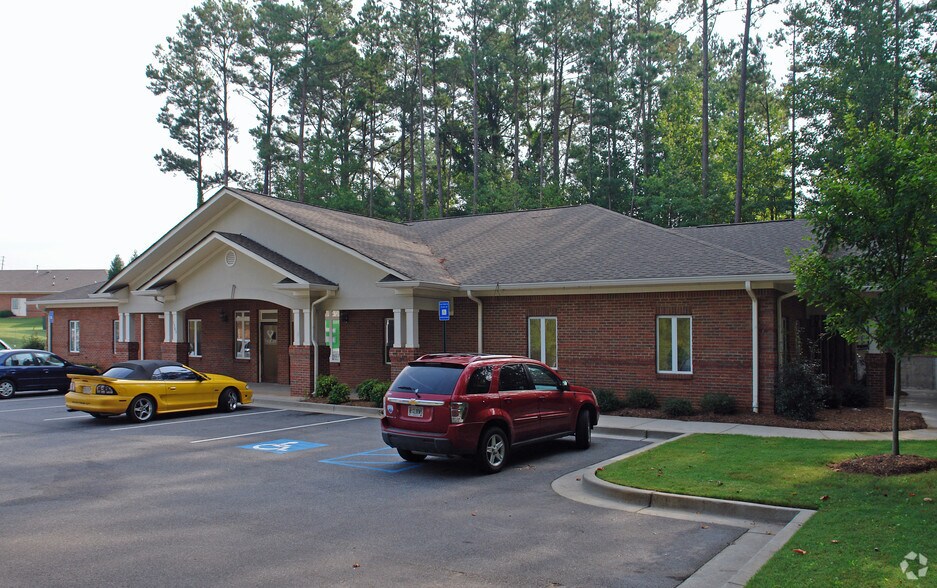 1585 Highway 34, Newnan, GA à louer - Photo du bâtiment - Image 3 de 3