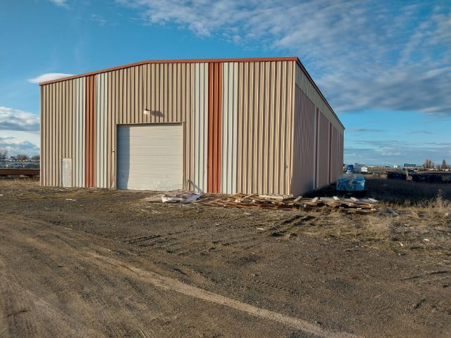 11319 W Jake Ln, Airway Heights, WA à vendre - Photo du bâtiment - Image 2 de 15