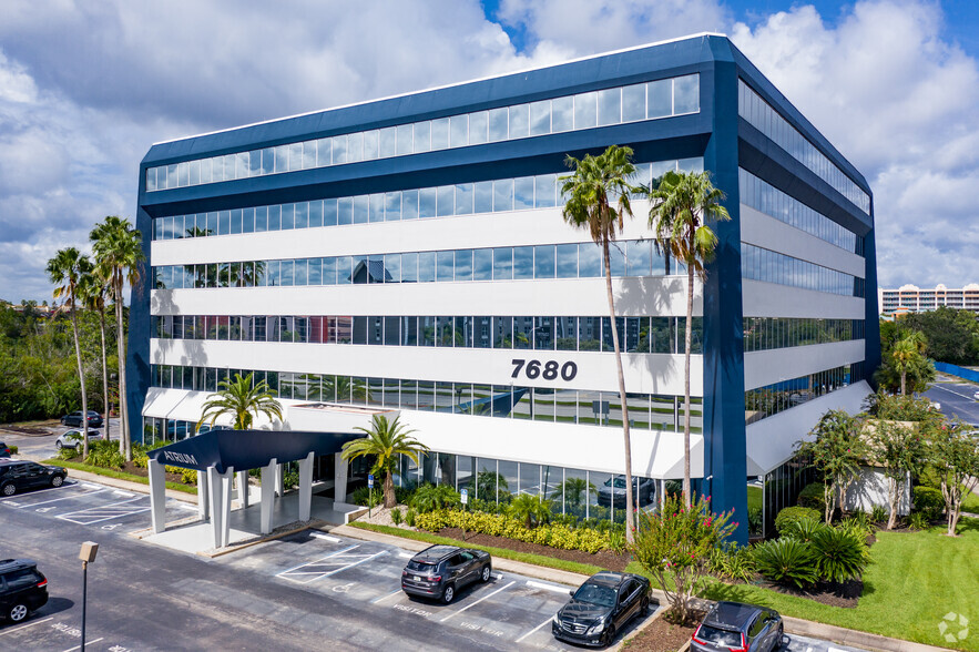 7680 Universal Blvd, Orlando, FL for lease - Building Photo - Image 1 of 19