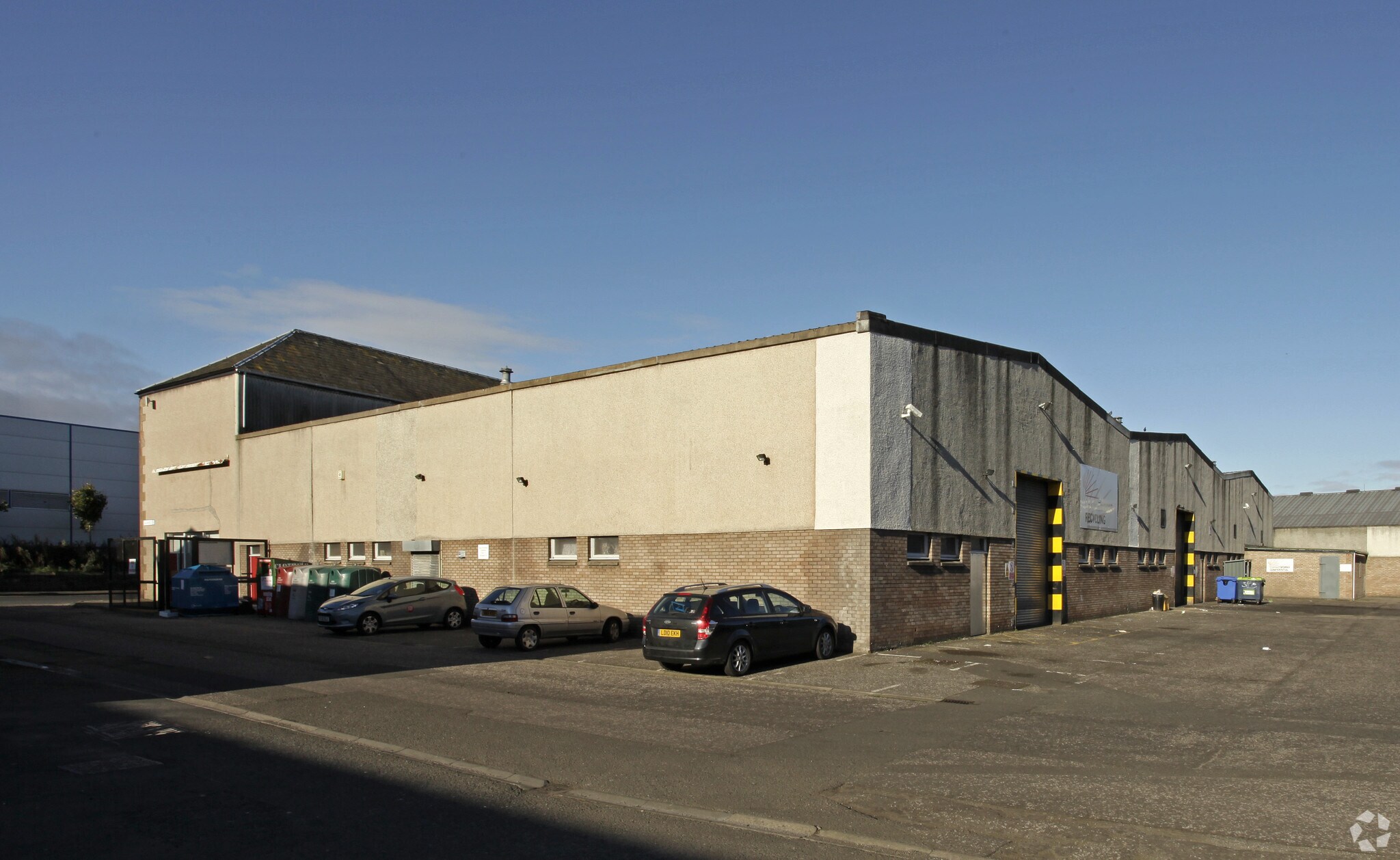 36-40 Newhaven Rd, Edinburgh for lease Primary Photo- Image 1 of 7