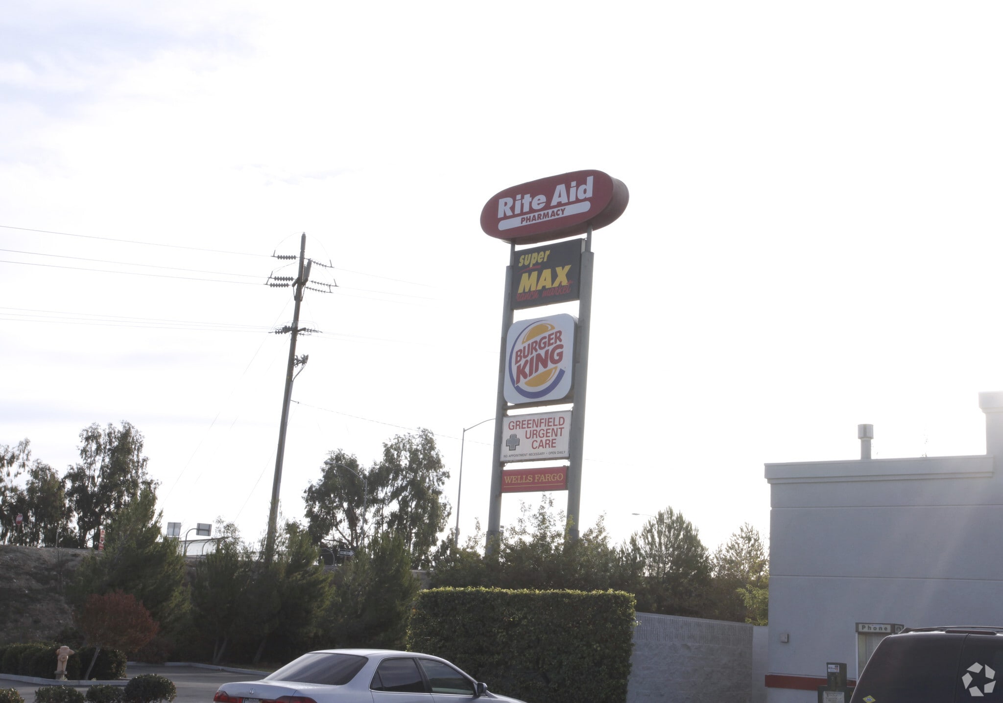 500-598 Walnut Ave, Greenfield, CA for lease Building Photo- Image 1 of 2