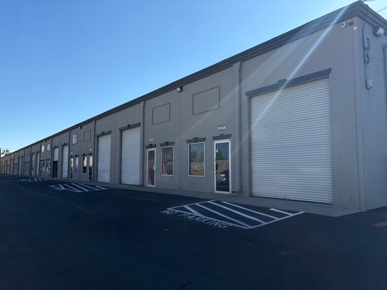 3465 Lee Blvd, El Paso, TX à louer - Photo du bâtiment - Image 2 de 6