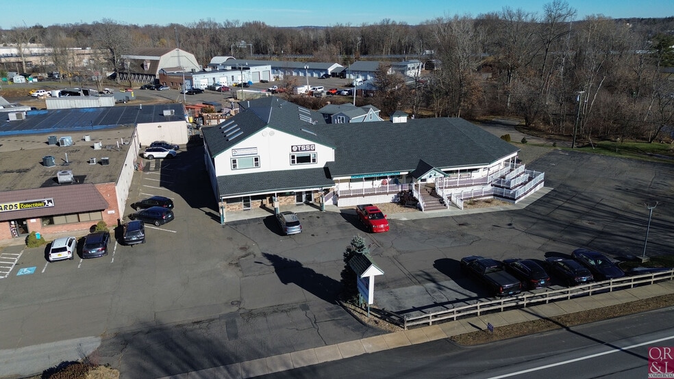 37-45 Mill St, Berlin, CT for lease - Building Photo - Image 3 of 4