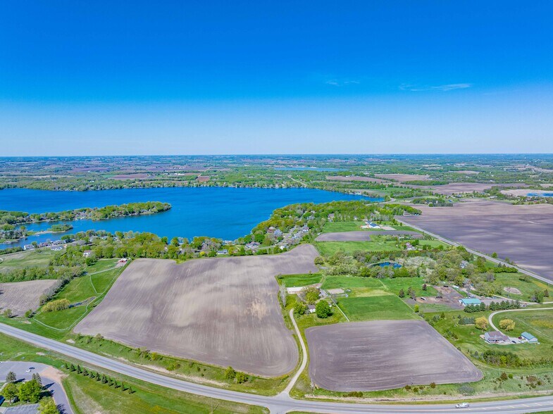 24166 Langford Ave, Jordan, MN à vendre - Photo du bâtiment - Image 2 de 100