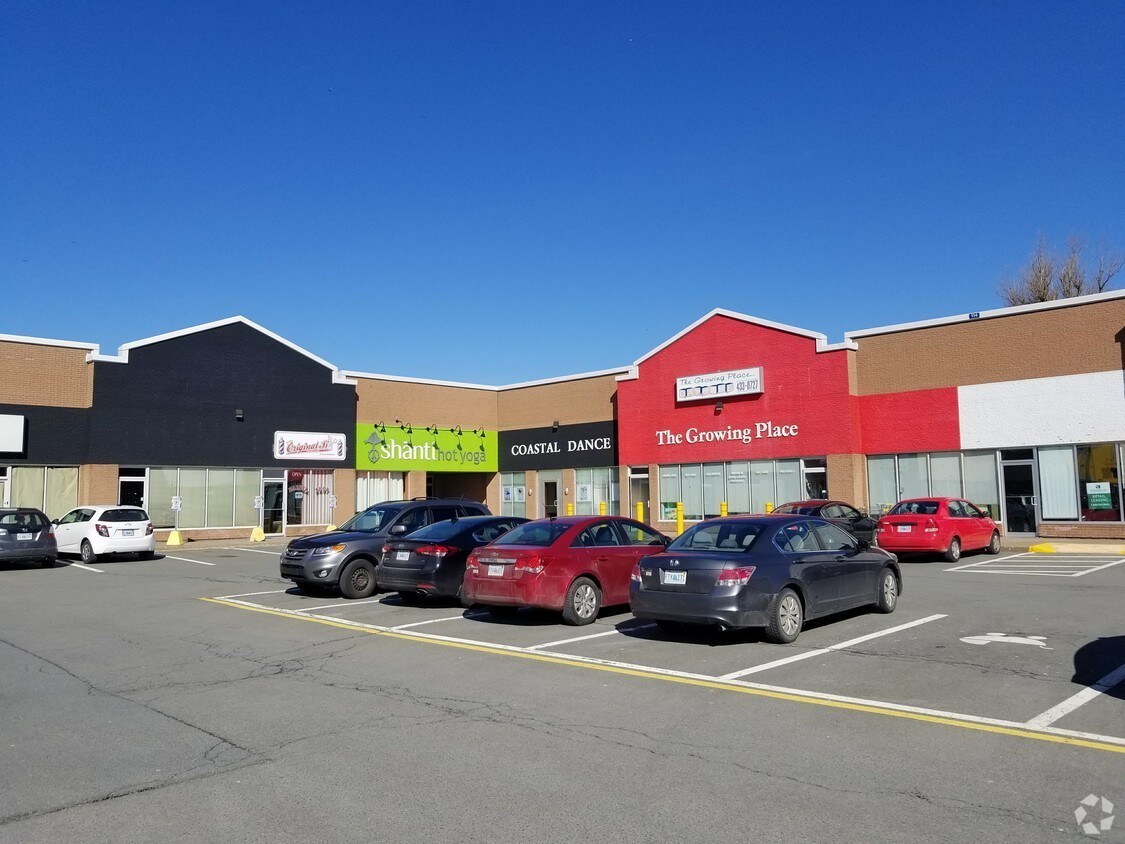 114 Woodlawn Rd, Halifax, NS for sale Building Photo- Image 1 of 1