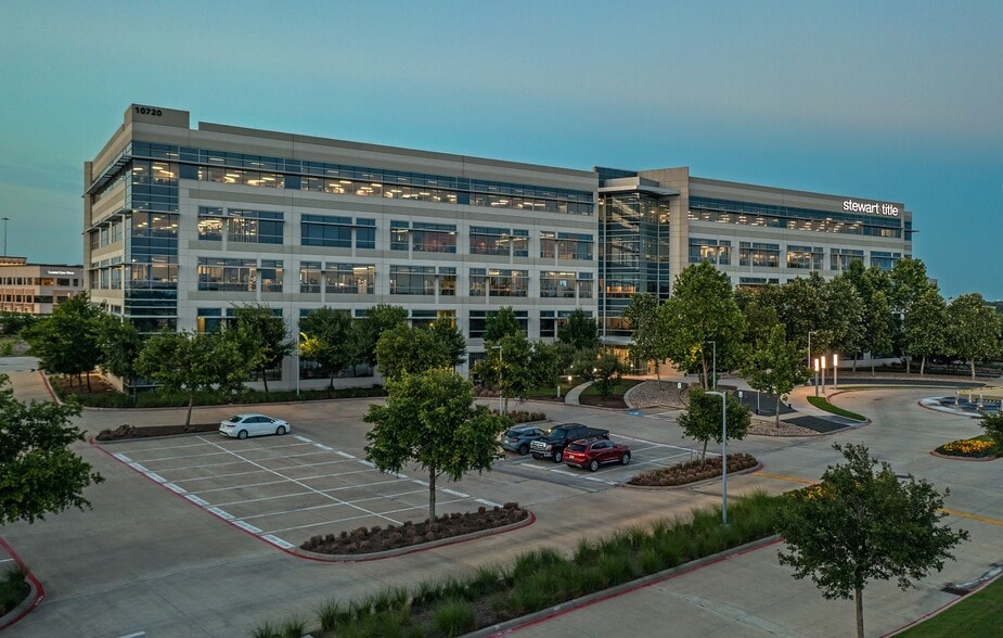 10720 W Sam Houston Pky N, Houston, TX for lease - Building Photo - Image 2 of 26