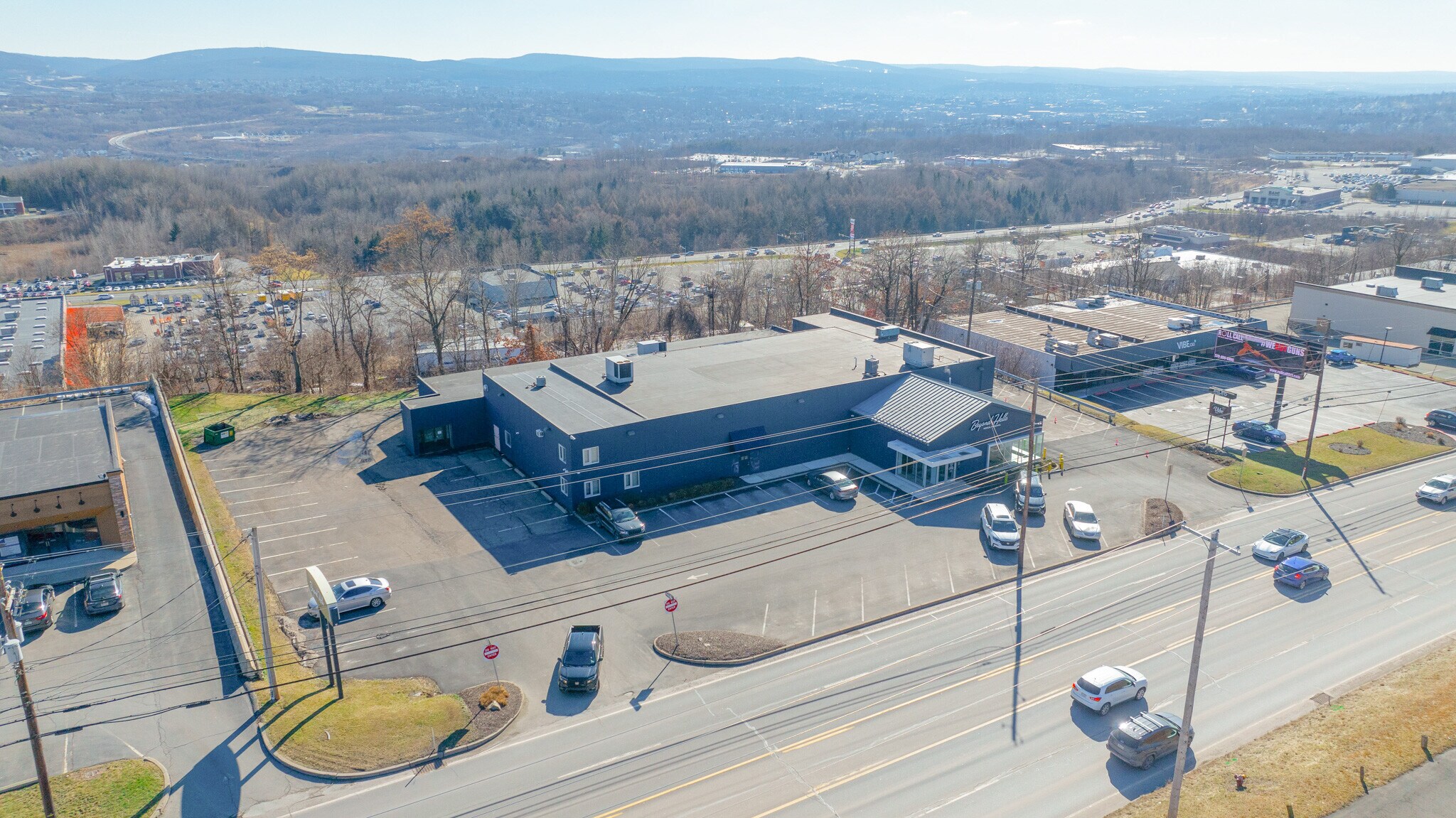 832 Scranton Carbondale Hwy, Scranton, PA à louer Photo du bâtiment- Image 1 de 2
