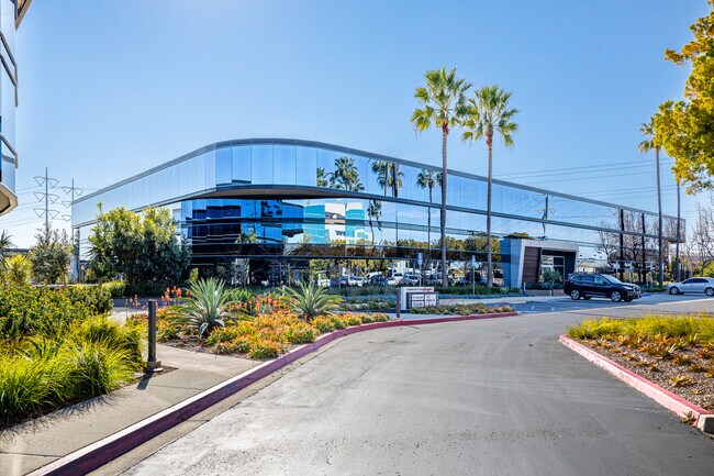 Plus de détails pour 6965 Lusk Blvd, San Diego, CA - Local d'activités à louer