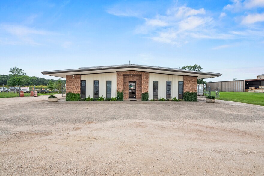 27271 & 27623 Katy Fwy portefeuille de 2 propriétés à vendre sur LoopNet.ca - Photo du bâtiment - Image 3 de 9