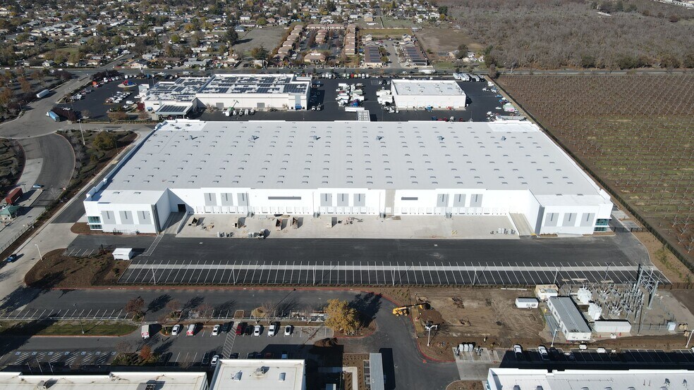 2216 S. Sinclair Avenue, Stockton, CA for lease - Building Photo - Image 2 of 2