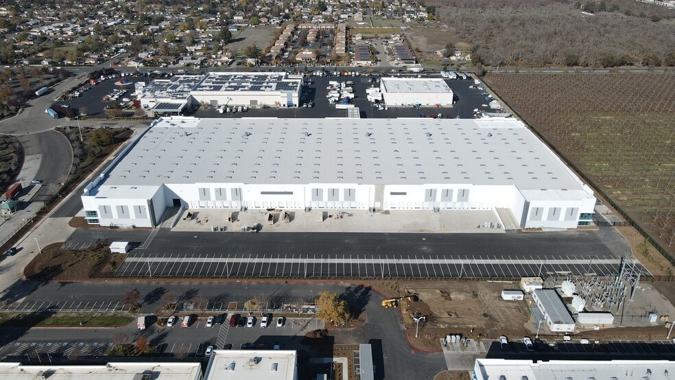 2216 S. Sinclair Avenue, Stockton, CA à louer - Photo du bâtiment - Image 2 de 2