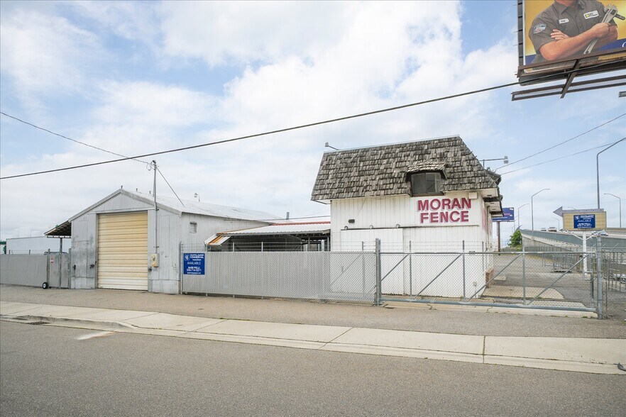 707 N Freya St, Spokane, WA à vendre - Photo du bâtiment - Image 2 de 52