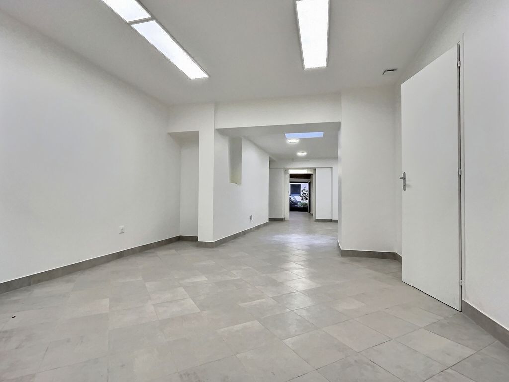 44 Rue Broca, Paris for sale Interior Photo- Image 1 of 4