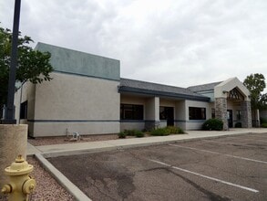 11327 W Bell Rd, Surprise, AZ à vendre Photo intérieure- Image 2 de 4