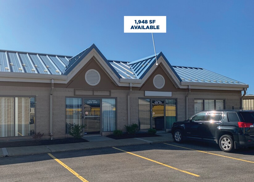 300 Langner Rd, West Seneca, NY à louer - Photo du bâtiment - Image 3 de 3