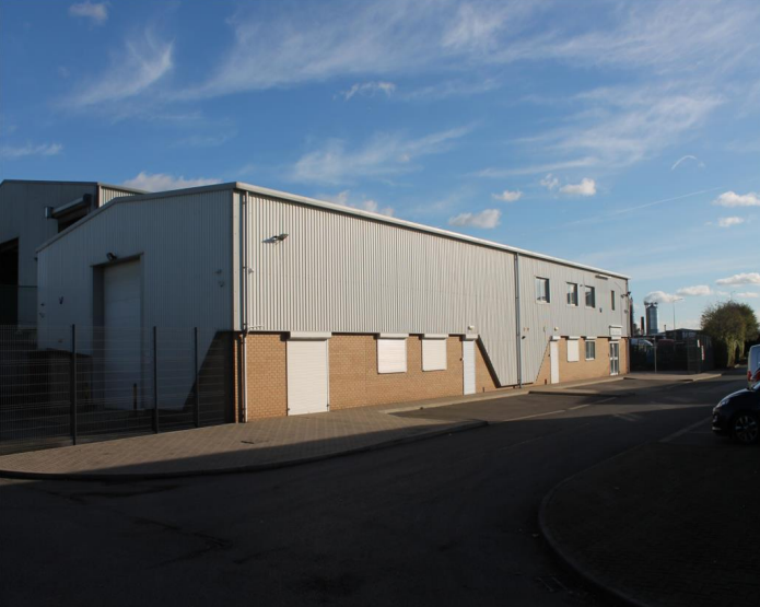 4A-4B Clough Rd, Hull for lease - Building Photo - Image 1 of 1