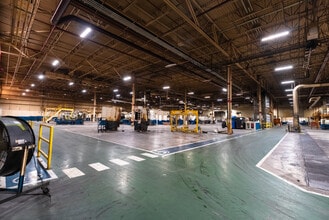 2121 Holston Bend Dr, Mascot, TN for lease Building Photo- Image 2 of 6