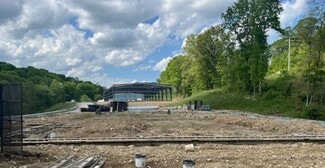 More details for 18 McClaren Rd, Coraopolis, PA - Industrial for Lease