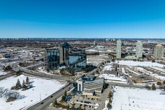 111 Grangeway Ave, Toronto, ON - Aérien Vue de la carte - Image1