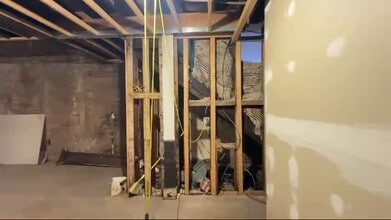 43 W 39th St, New York, NY à louer - Vidéo sur l’inscription commerciale 