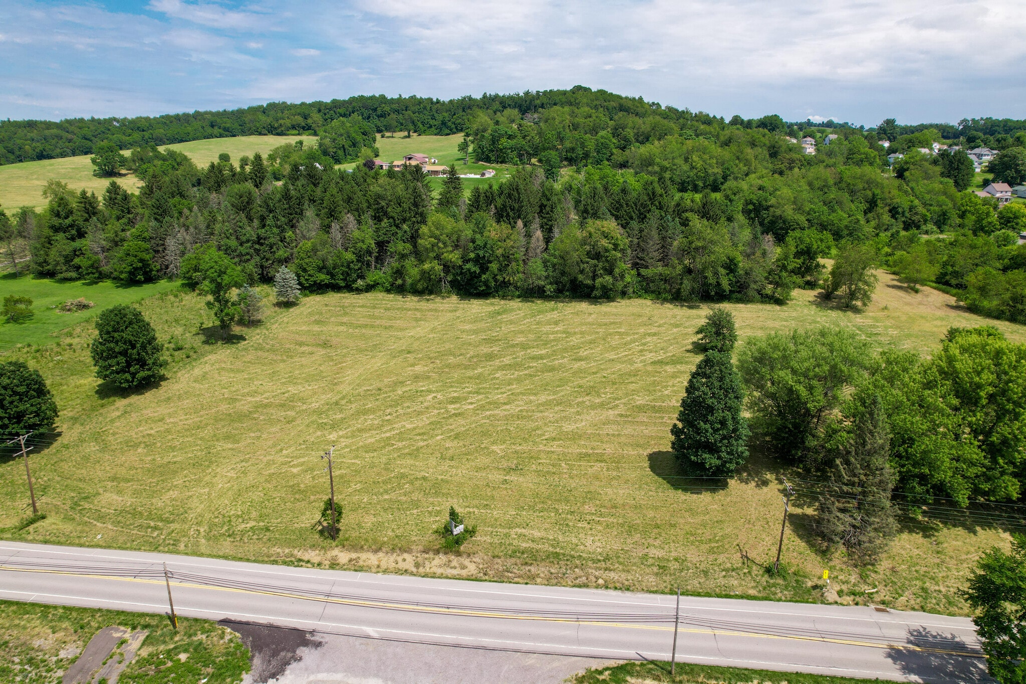 1686 Smith Township State Rd, Burgettstown, PA for sale Primary Photo- Image 1 of 7