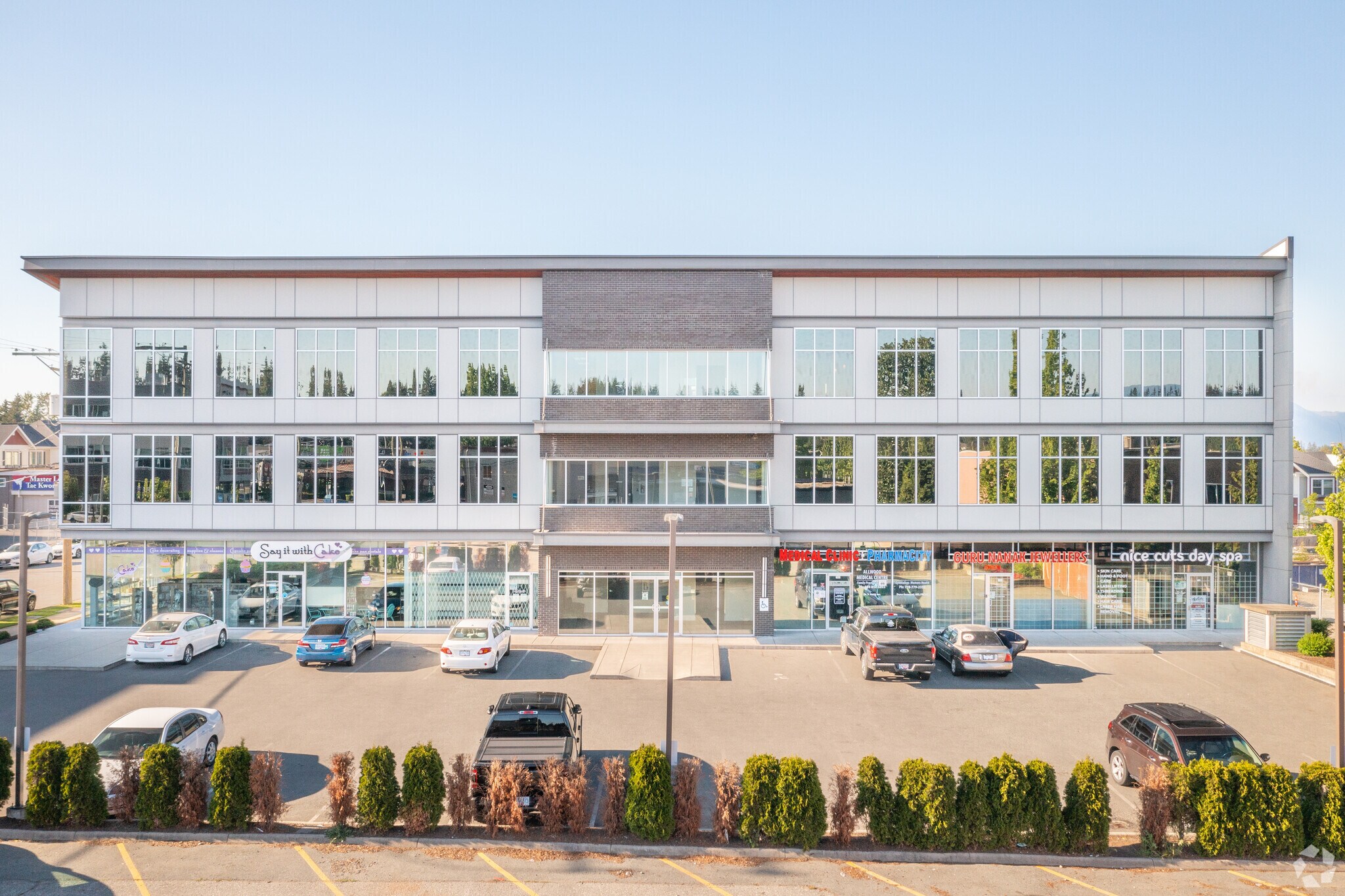 2752 Allwood St, Abbotsford, BC à vendre Photo principale- Image 1 de 1