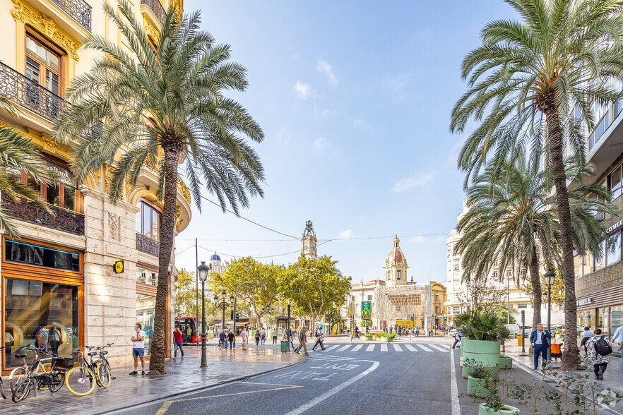 Carrer de les Barques, 2, València, Valencia à louer - Photo du bâtiment - Image 3 de 5