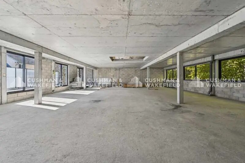 Office in Montrouge for lease Building Photo- Image 1 of 14