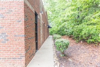 310 New Fidelity Ct, Garner, NC for lease Interior Photo- Image 2 of 14