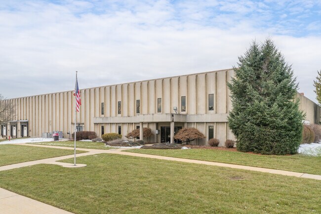 Plus de détails pour 1062 MacArthur Rd, Reading, PA - Bureau, Industriel à louer