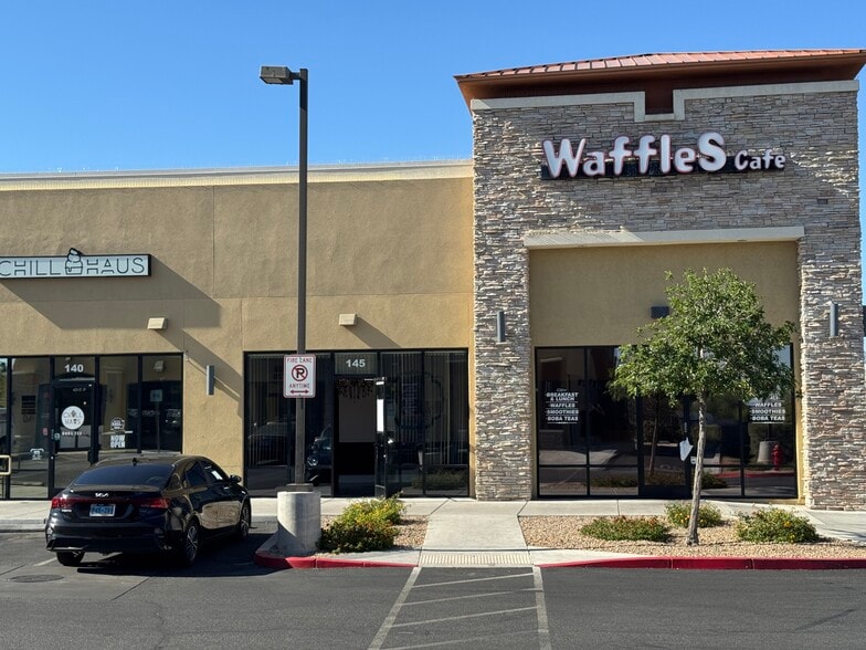 6446 N Durango Dr, Las Vegas, NV for lease - Building Photo - Image 3 of 19