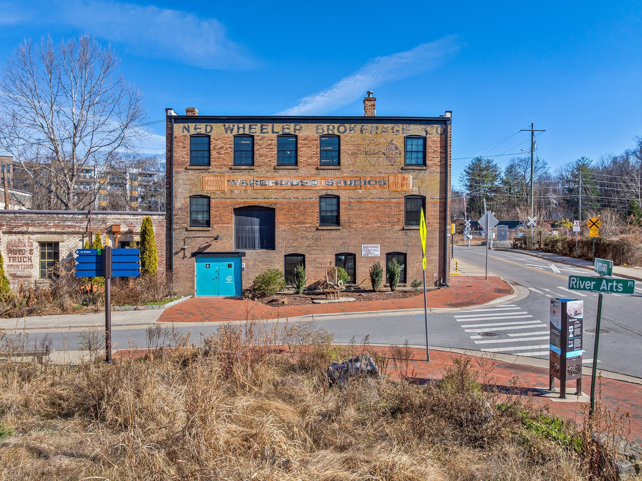 170 Lyman St, Asheville, NC for lease Primary Photo- Image 1 of 45