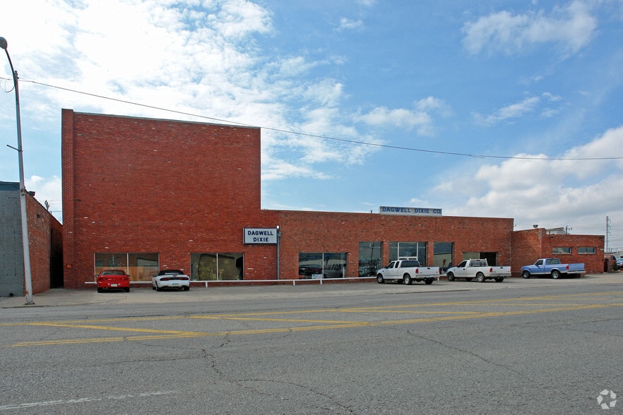 816 W Main St, Oklahoma City, OK à vendre - Photo du bâtiment - Image 2 de 4