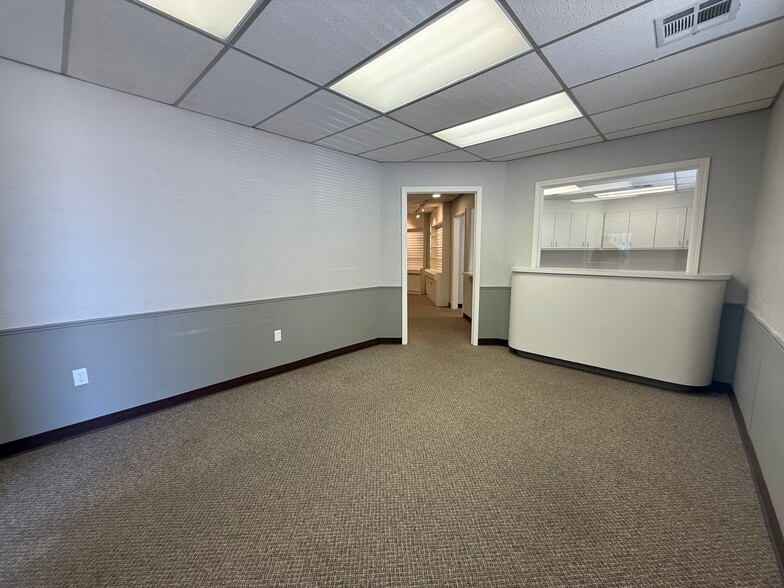 505 E 3rd St, Bartlesville, OK for lease - Building Photo - Image 3 of 19