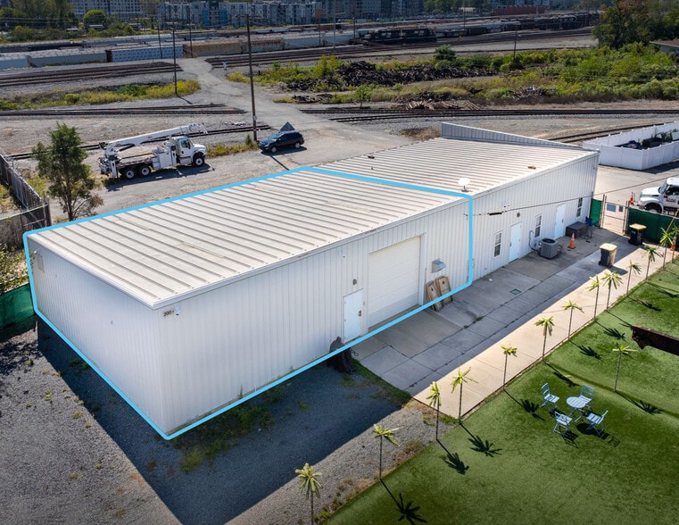 200-A E 26th St, Charlotte, NC for lease - Building Photo - Image 1 of 5