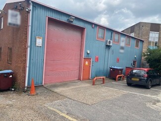 Plus de détails pour 14a Cranborne Industrial Estate rd, Potters Bar - Industriel à vendre