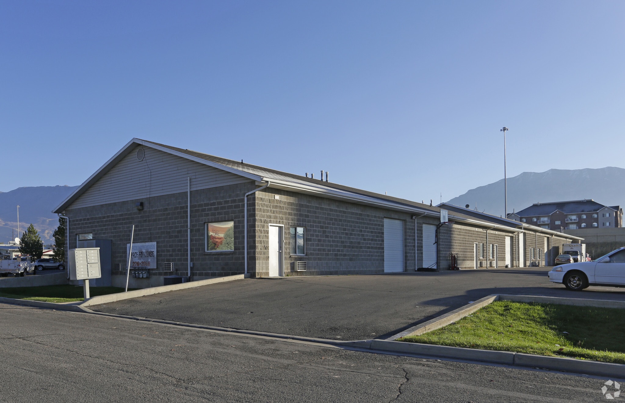 1292-1308 W 635 S, Orem, UT for lease Primary Photo- Image 1 of 13