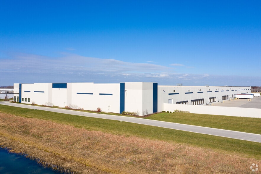 16342 W 163rd St, Lockport, IL for lease - Building Photo - Image 2 of 7