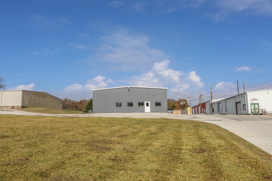 401 W Coffin St, Denison, TX à vendre - Photo du bâtiment - Image 2 de 9