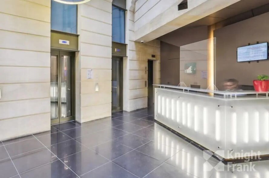 4 Place De L'Opera, Paris à louer - Hall d’entrée - Image 3 de 7