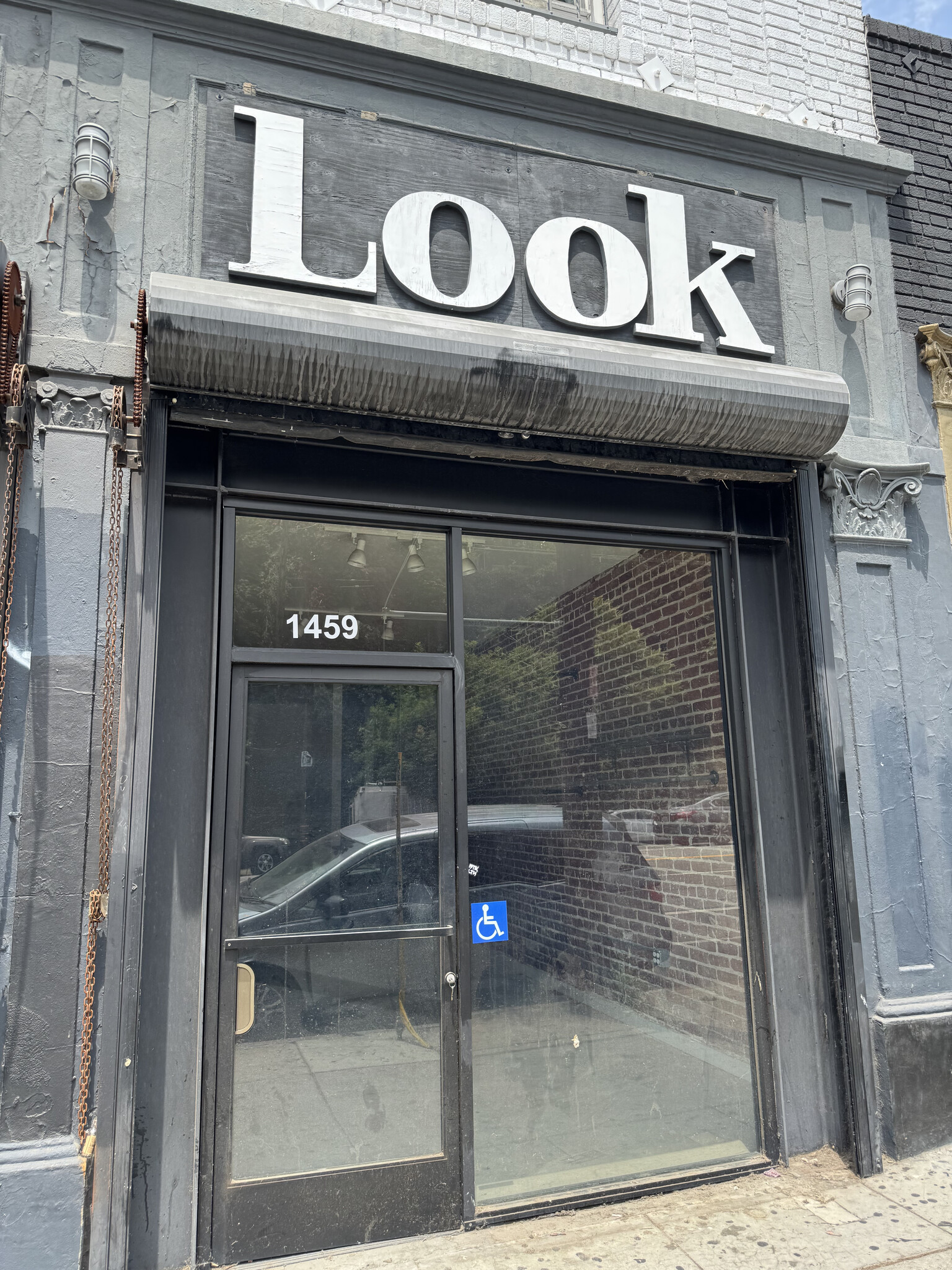 1461 W Sunset Blvd, Los Angeles, CA for lease Building Photo- Image 1 of 5