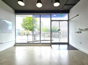 33-35 Brayards Rd, Londres à louer Photo intérieure- Image 1 de 3