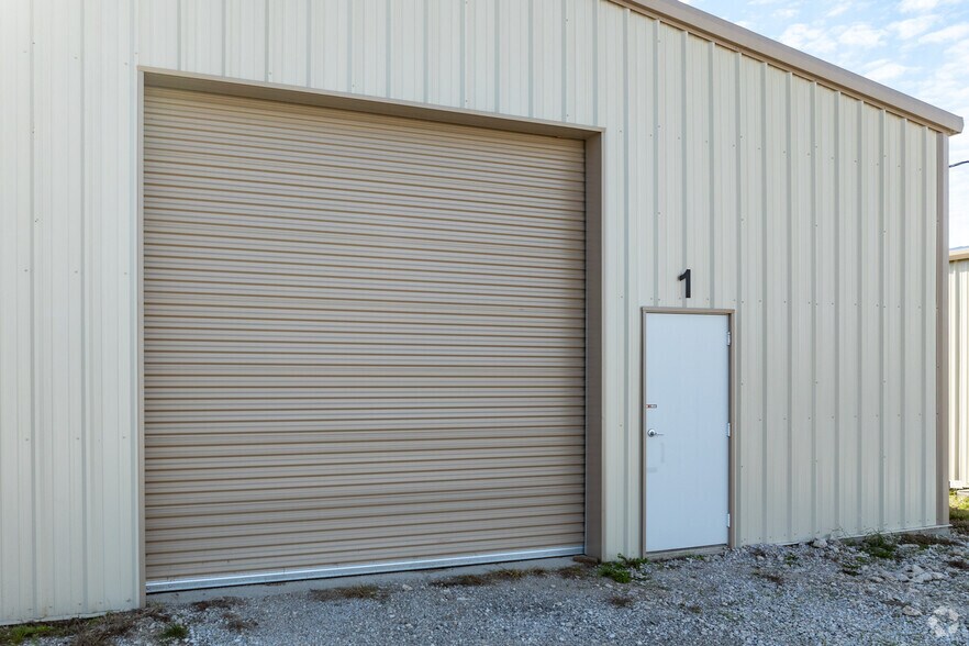 8723 FM 2728, Terrell, TX à louer - Photo du bâtiment - Image 2 de 23