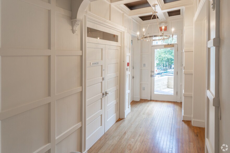 1724 20th St NW, Washington, DC à louer - Photo du bâtiment - Image 3 de 13