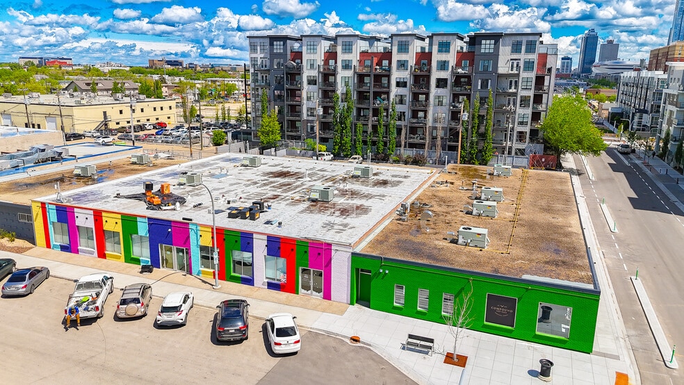 10515-10519 114 St NW, Edmonton, AB for lease - Building Photo - Image 2 of 2