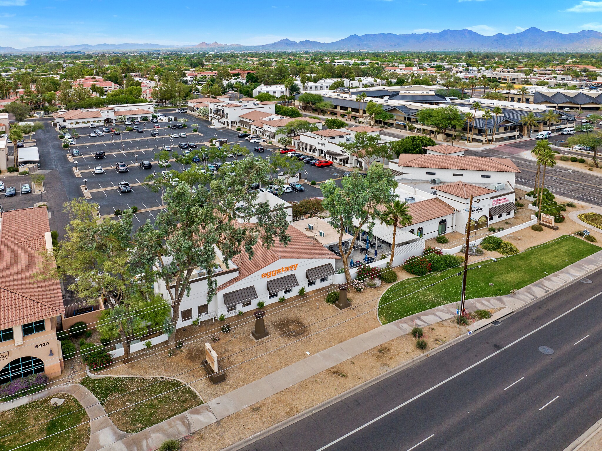 6990 E Shea Blvd, Scottsdale, AZ for lease Primary Photo- Image 1 of 7