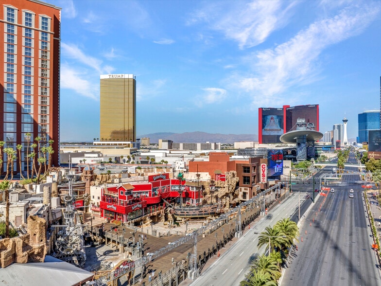 3300 S Las Vegas Blvd, Las Vegas, NV à louer - Photo du bâtiment - Image 3 de 8