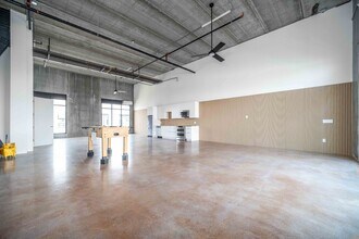 9123 Bentley St, Vancouver, BC for lease Interior Photo- Image 2 of 15