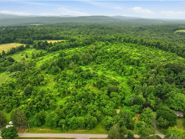 57 Taft Rd, Sterling, MA à vendre - Aérien - Image 2 de 4