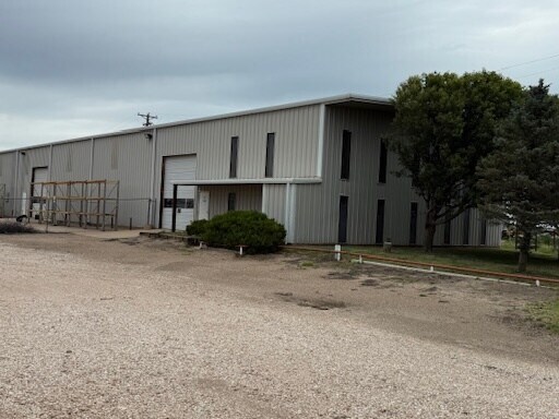 112 Western St, Pampa, TX for lease - Building Photo - Image 1 of 9